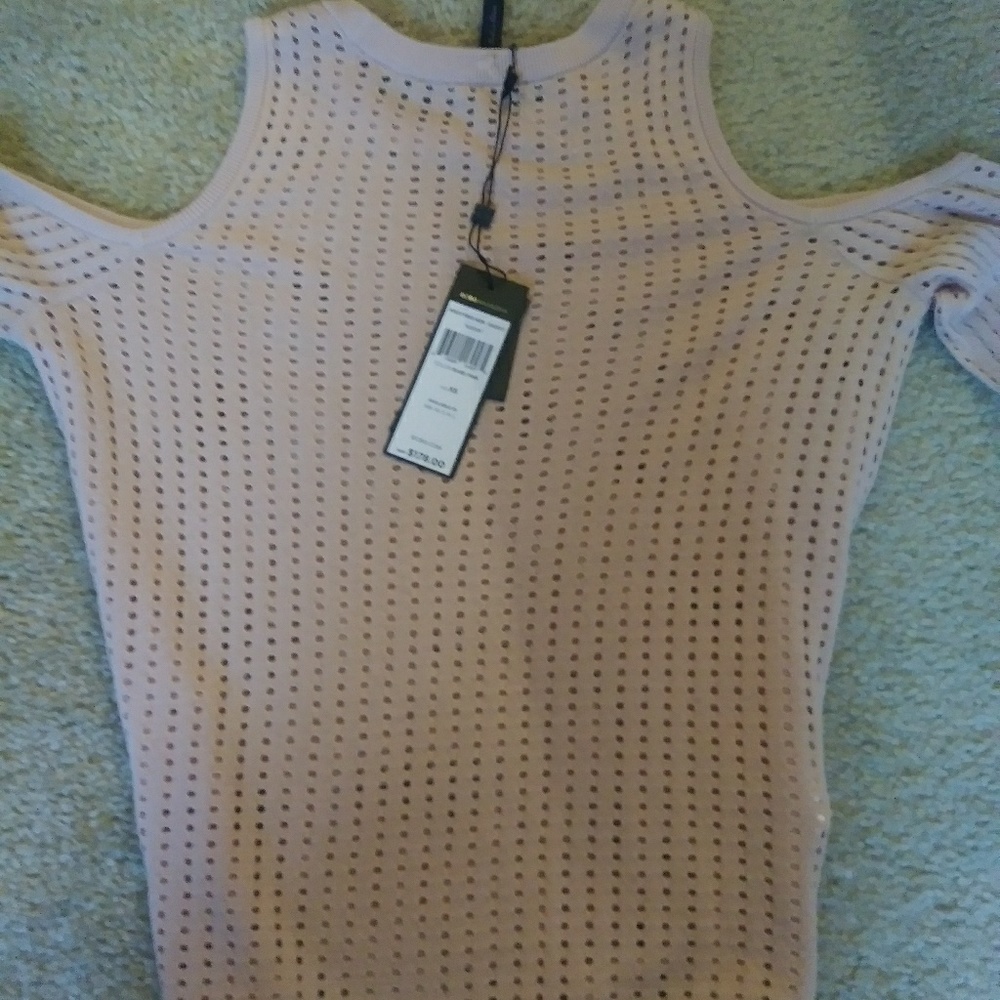 Top - Picture 2 of 6